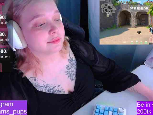 AlinaAdams webcam