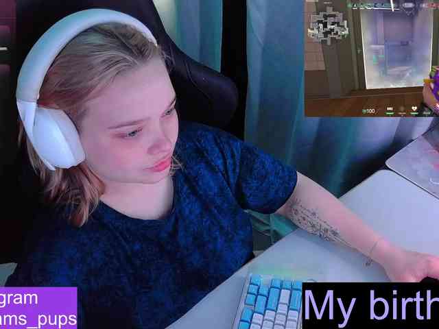 AlinaAdams webcam