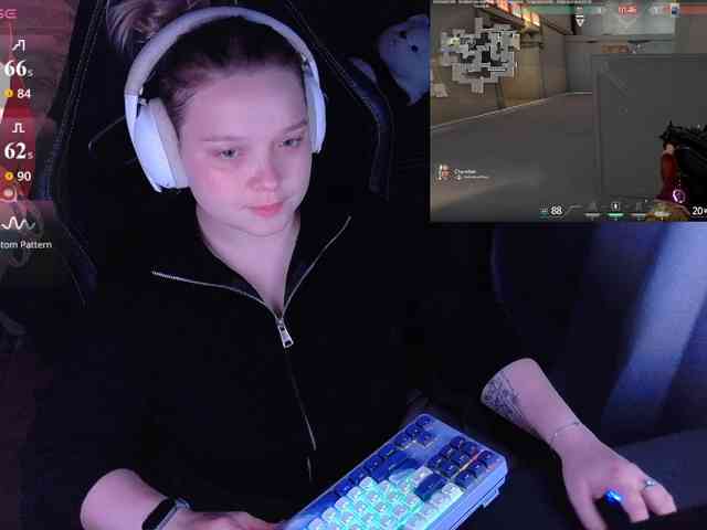 AlinaAdams webcam
