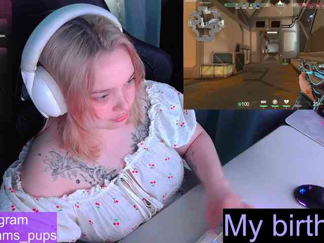 AlinaAdams webcam