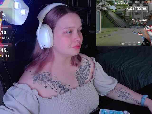 AlinaAdams webcam