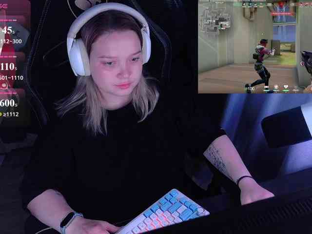 AlinaAdams webcam