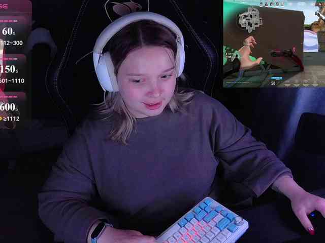 AlinaAdams webcam