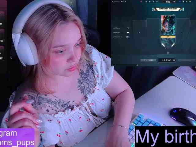 AlinaAdams webcam