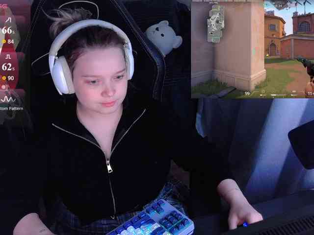 AlinaAdams webcam