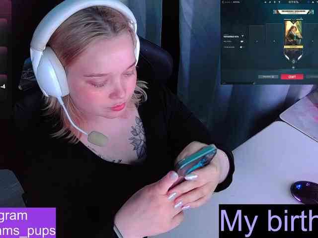AlinaAdams webcam