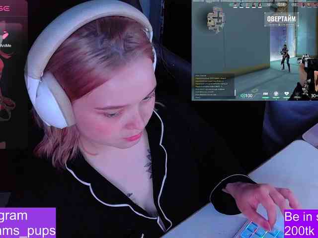 AlinaAdams webcam