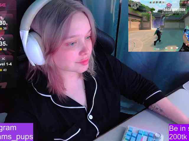 AlinaAdams webcam
