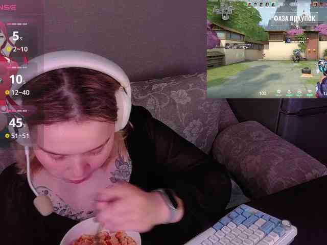 AlinaAdams webcam