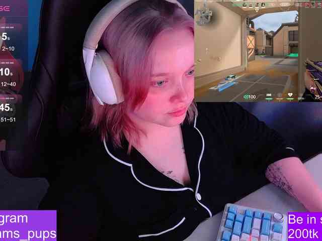 AlinaAdams webcam