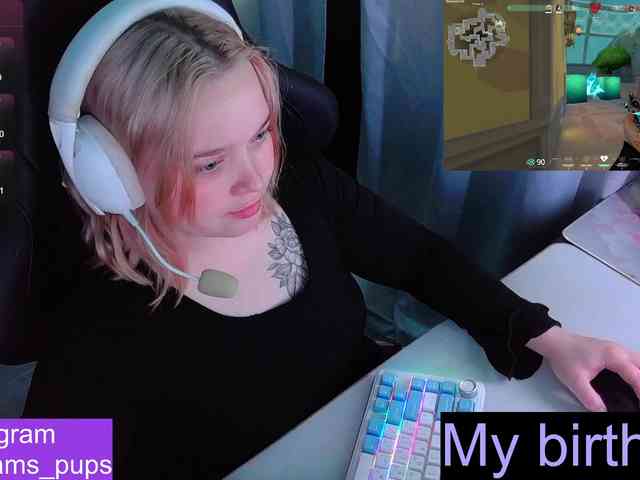 AlinaAdams webcam