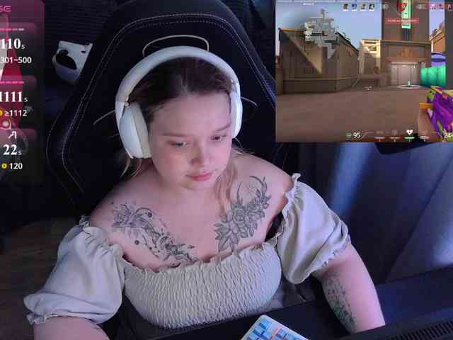 AlinaAdams webcam