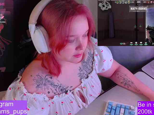 AlinaAdams webcam