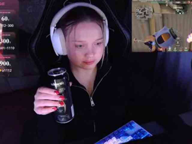 AlinaAdams webcam