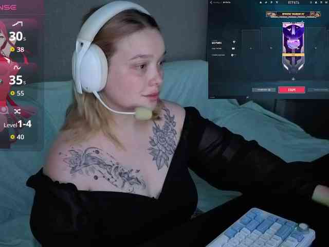 AlinaAdams webcam