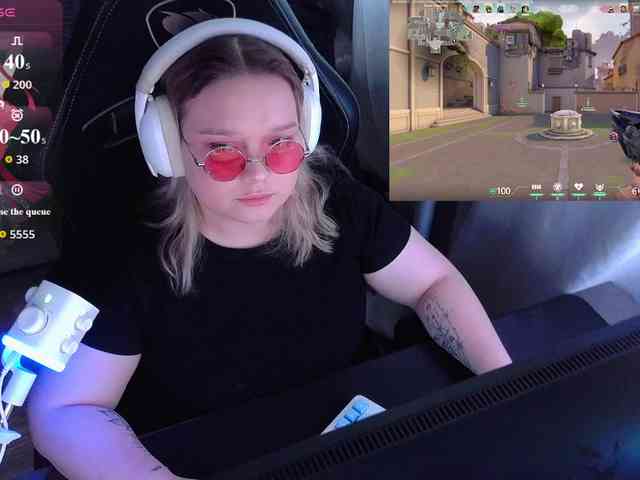 AlinaAdams webcam
