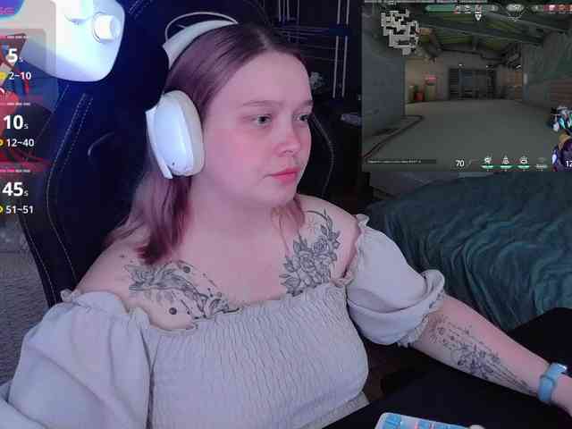 AlinaAdams webcam