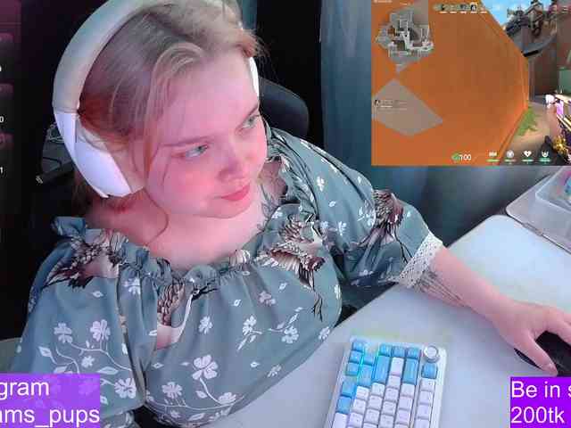 AlinaAdams webcam