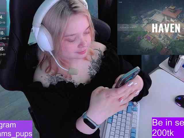 AlinaAdams webcam