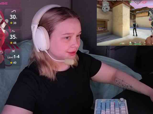 AlinaAdams webcam