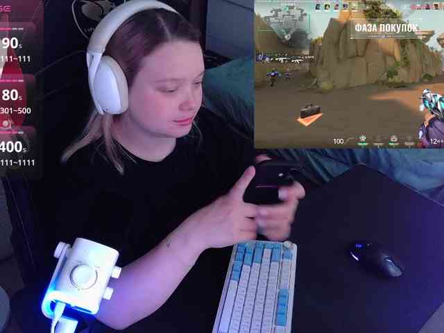 AlinaAdams webcam