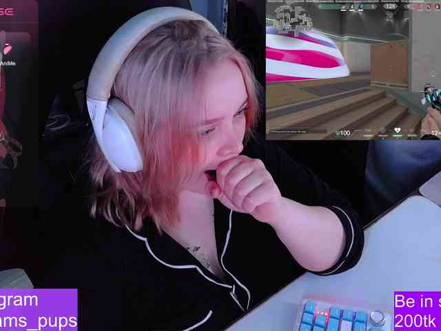 AlinaAdams webcam