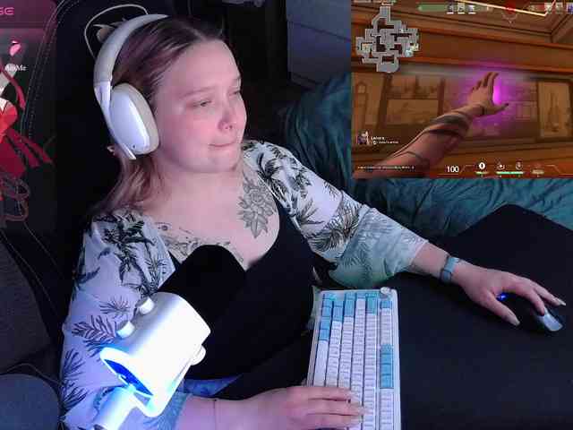 AlinaAdams webcam