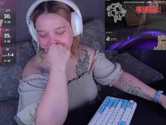 AlinaAdams webcam