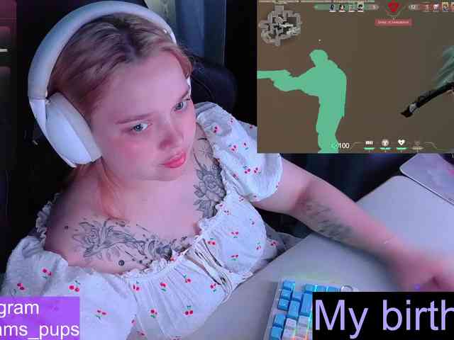 AlinaAdams webcam