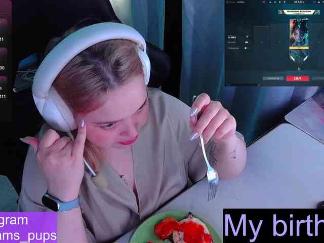 AlinaAdams webcam