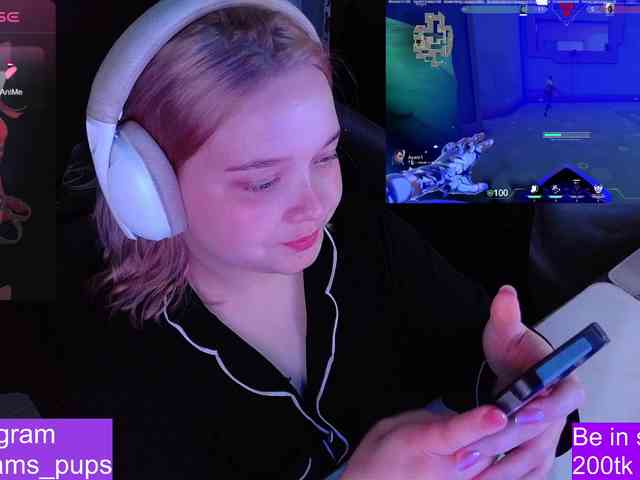 AlinaAdams webcam