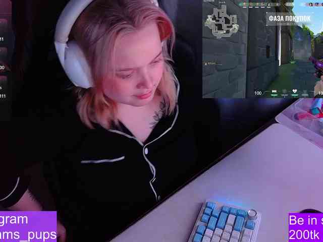 AlinaAdams webcam