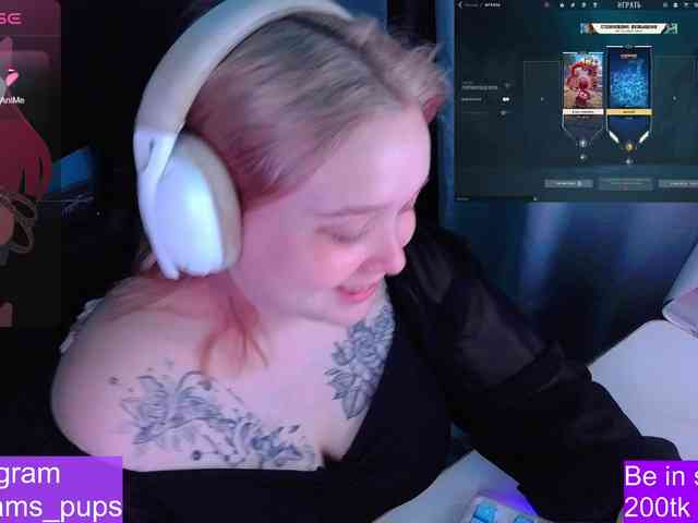 AlinaAdams webcam