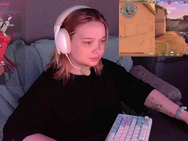 AlinaAdams webcam