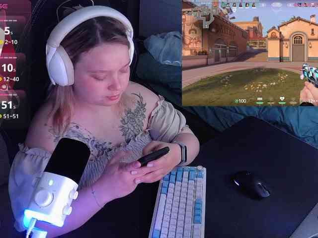 AlinaAdams webcam