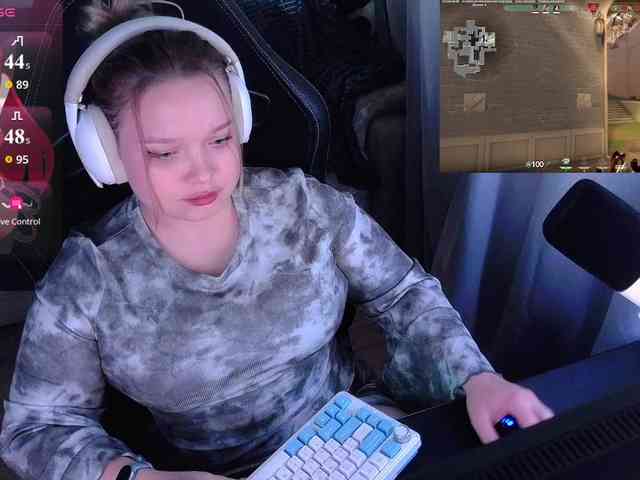 AlinaAdams webcam