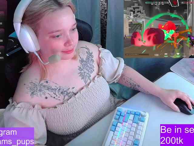 AlinaAdams webcam