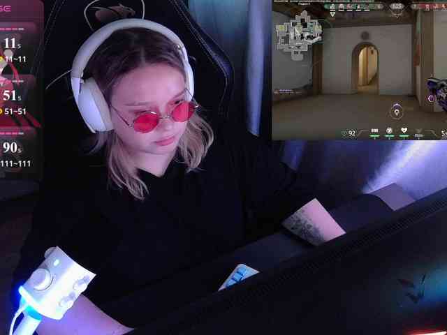 AlinaAdams webcam