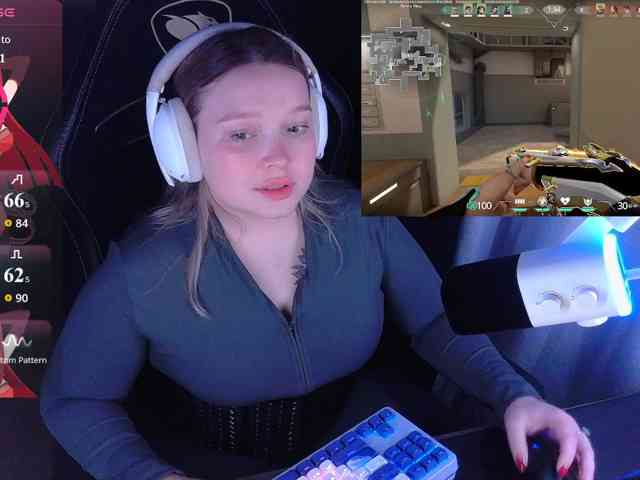 AlinaAdams webcam