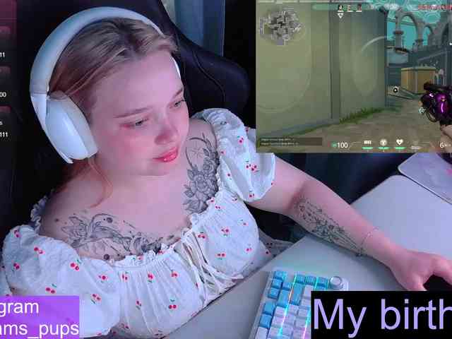 AlinaAdams webcam