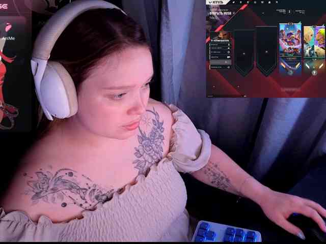 AlinaAdams AlinaAdams