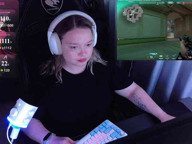 AlinaAdams webcam