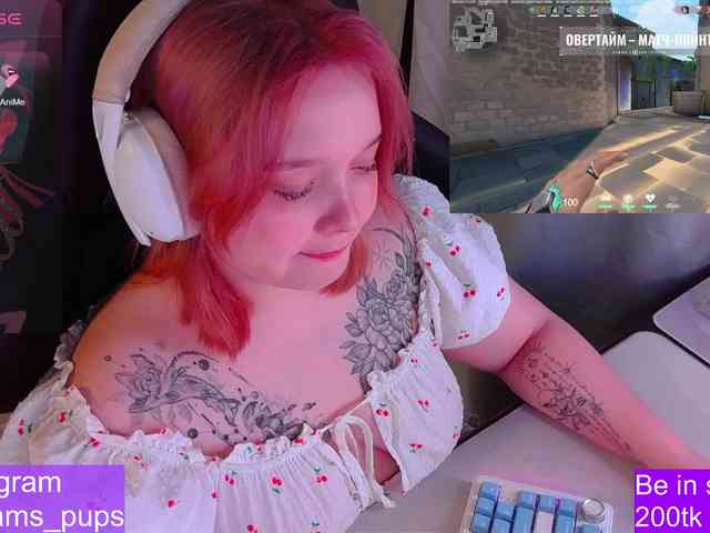 AlinaAdams webcam