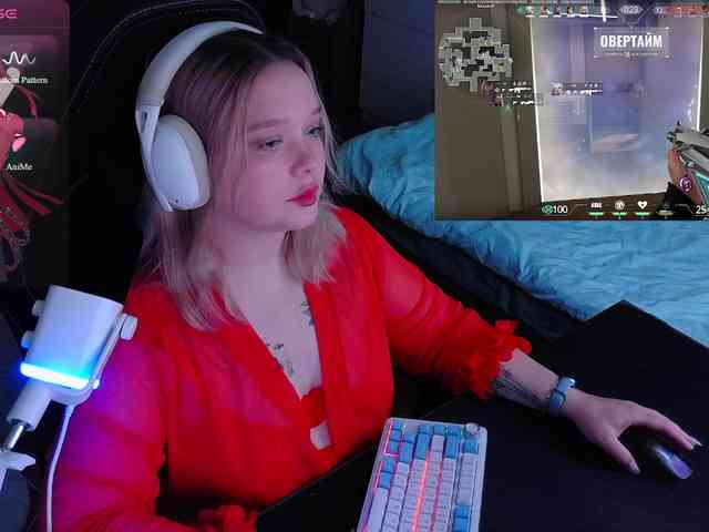 AlinaAdams webcam