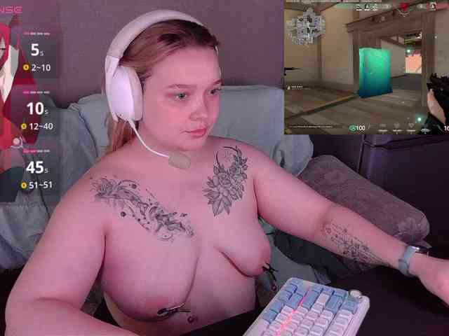 AlinaAdams webcam