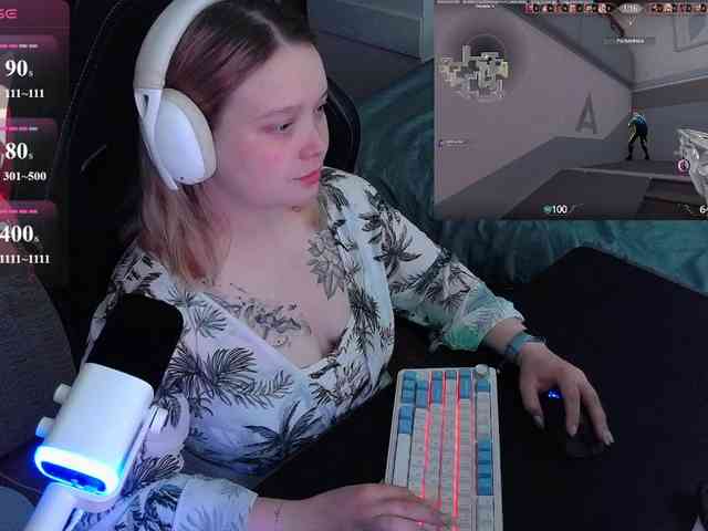 AlinaAdams webcam