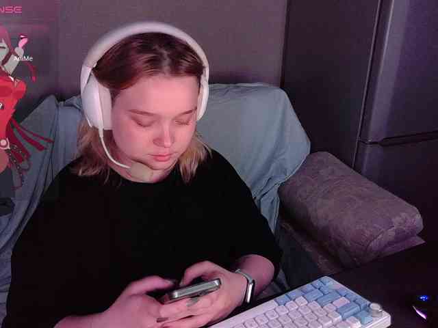 AlinaAdams webcam