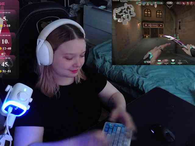 AlinaAdams webcam