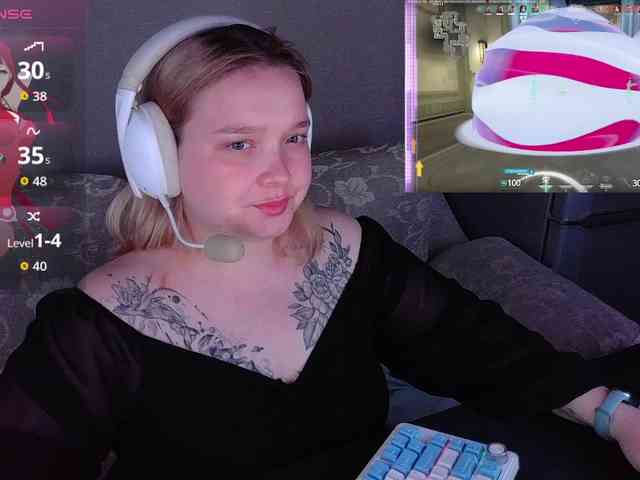 AlinaAdams webcam