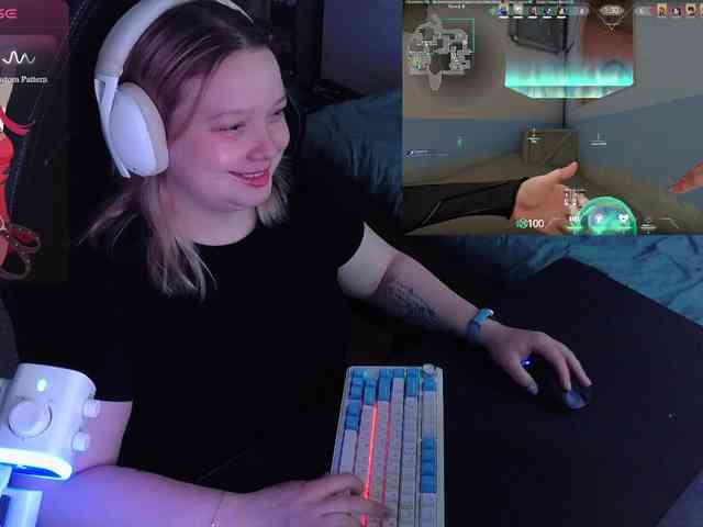 AlinaAdams webcam